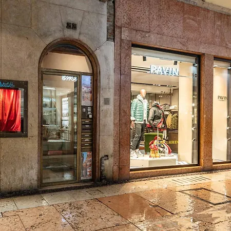 -near Arena & Giuletta- Pet Friendly Mazzini Palace
