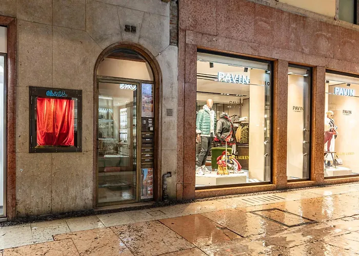 Arena Luxury Experience Elegant 78sqm Flat In Via Mazzini 5 People Apartment-fast Wifi & Elegant Balcony